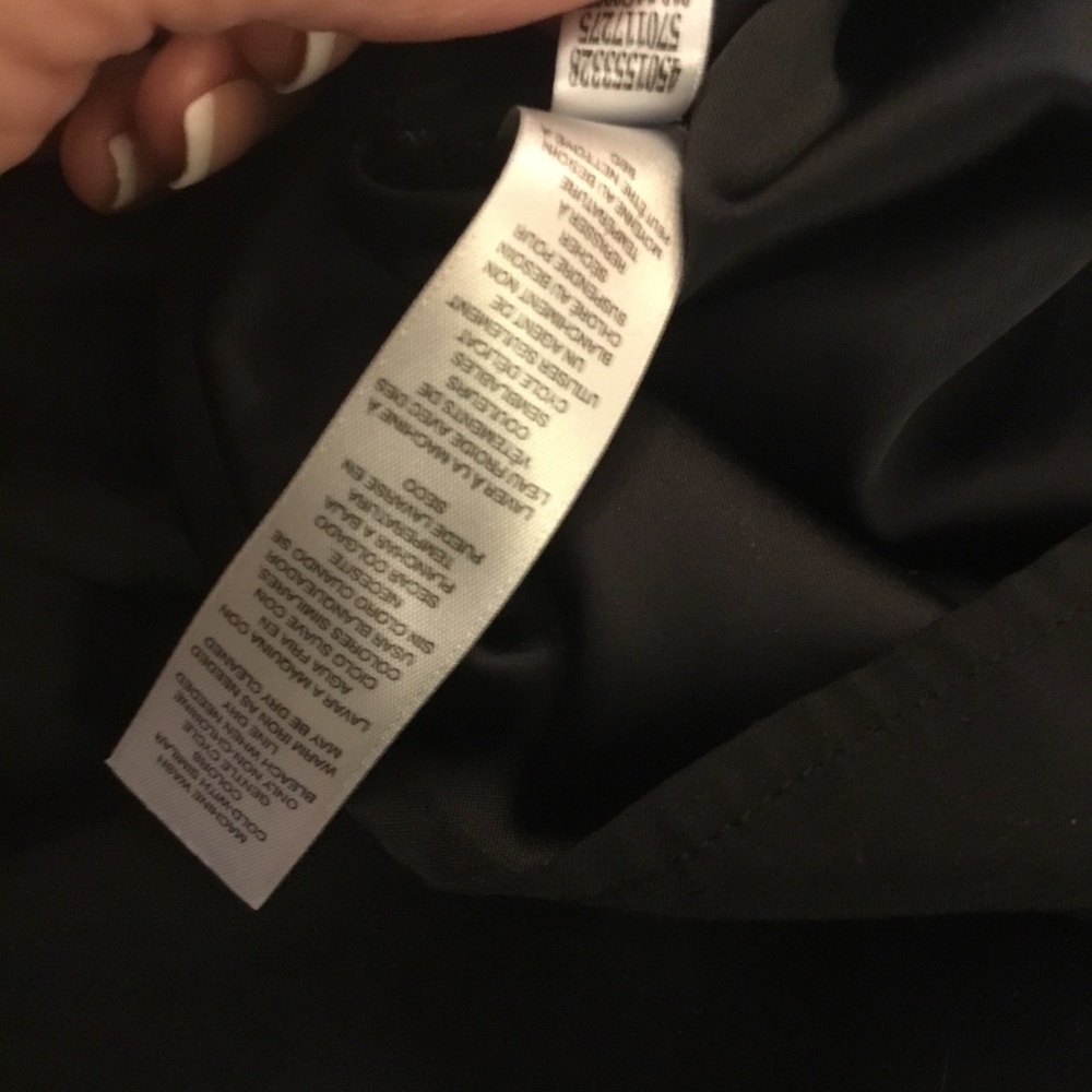 Chico’s Women’s Black Long Sleeve Blouse with Zipper Size Large - Picture 7 of 7